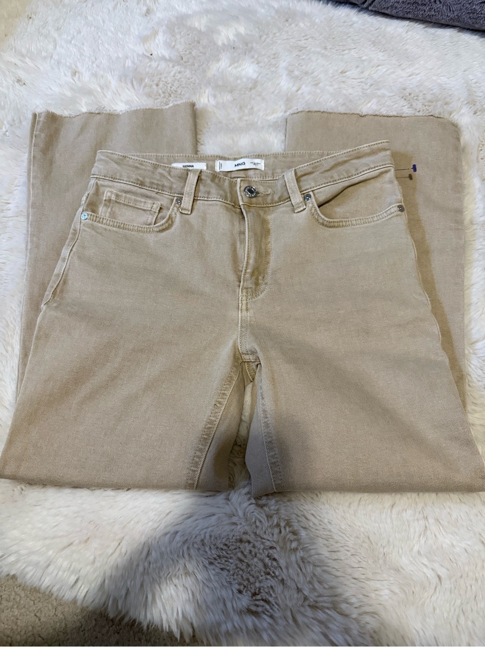 Mango Straight-Leg Jeans in Beige